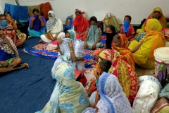 People taken shelter in shelter -Jagatsinghpu